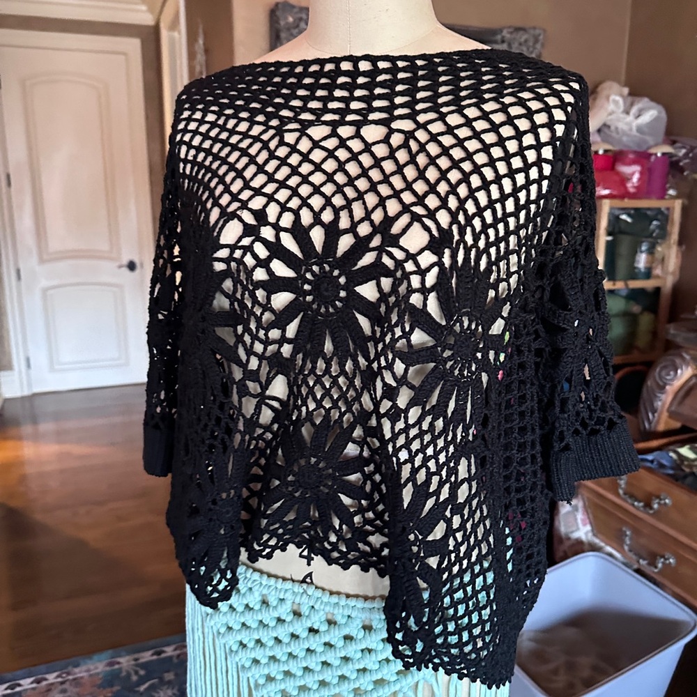 Crochet Top - Picture 4 of 7